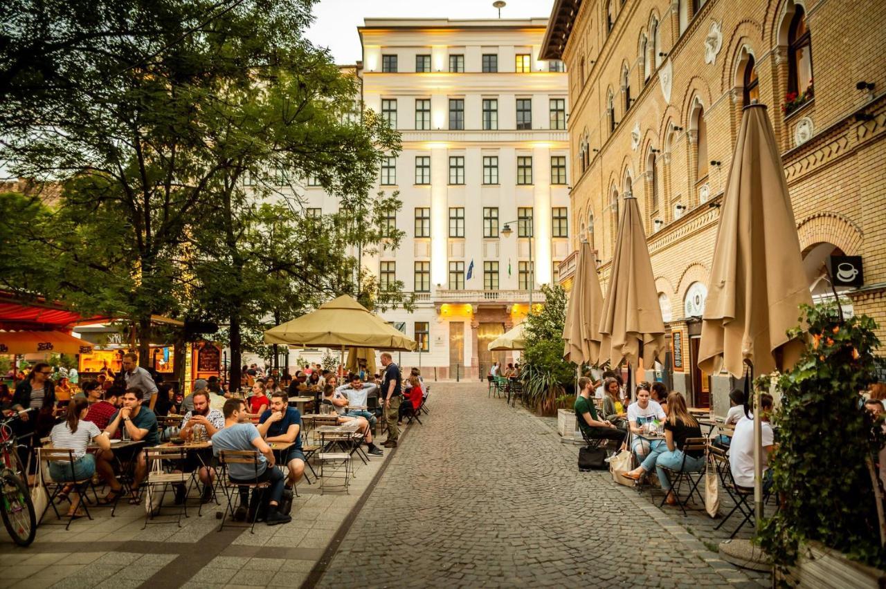 Palace Quarter 1 Peaceful Modern Central Top Floor Apartment Budapest Bagian luar foto